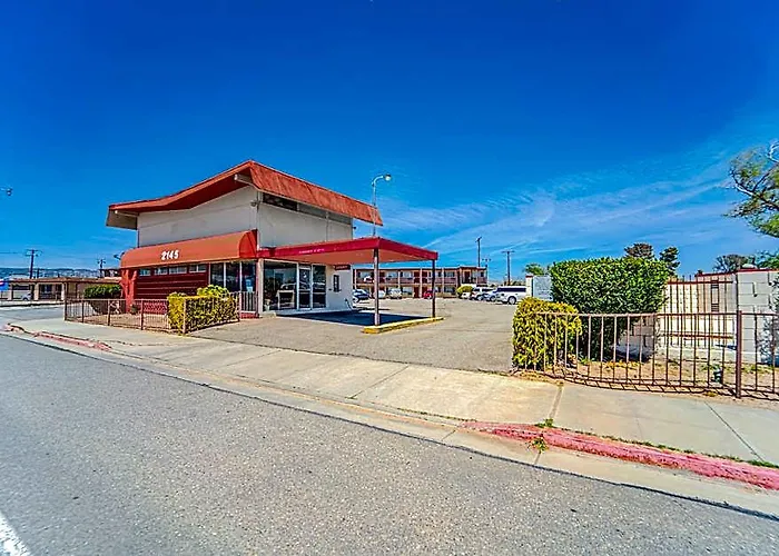 Red Roof Inn Mojave